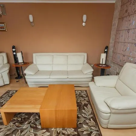 Luxury Near Bacvice Beach Apartment *