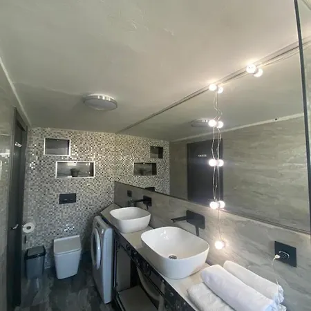 Luxury Near Bacvice Beach *