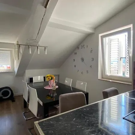 Апартаменты Luxury Near Bacvice