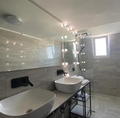 Luxury Near Bacvice