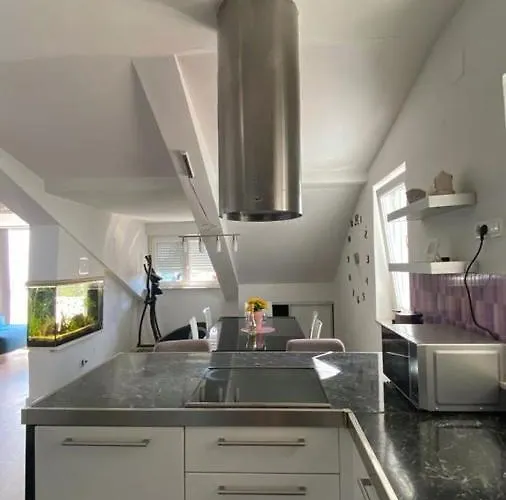 Luxury Near Bacvice Apartamento Split